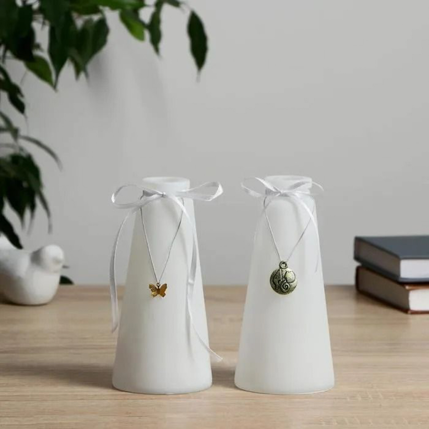 Ваза "Волшебные мгновения" белый  d-3,5см 7,5(дно)х15см   4986833