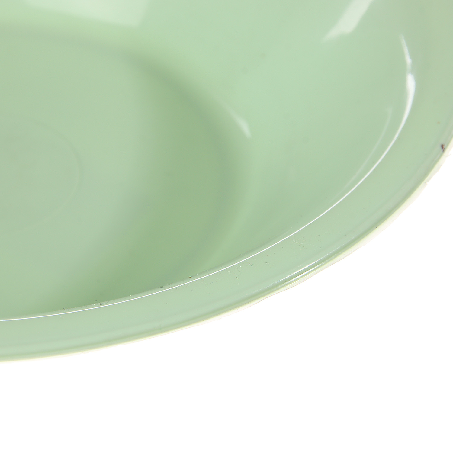 Тарелка пластм. глубокая д.185мм Салатный глянц. арт.wtc-802 ("Новороссийск")  *1/50