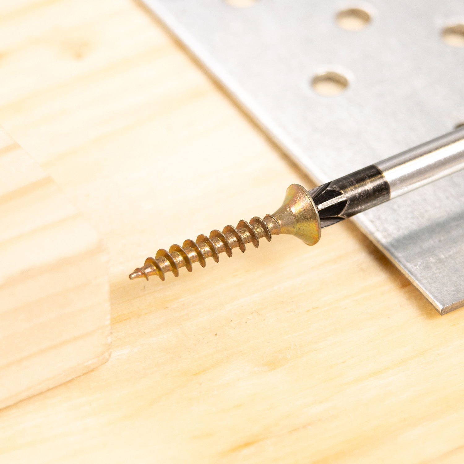 Шурупы жёлтые BROZEX пакет 4,5*25 (20шт) *10/100 Шурупы жёлтые BROZEX пакет 4,5*25 (20шт) *10/100