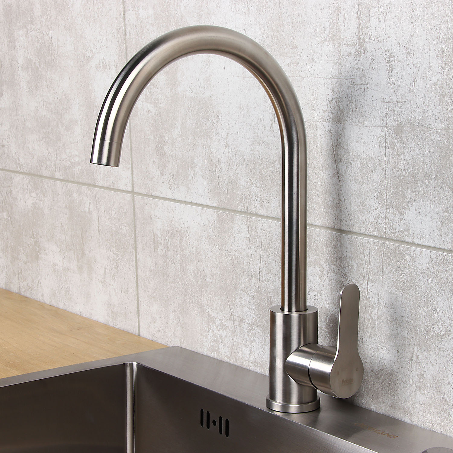 Смеситель для кухни Potato P40303S высокий излив *1/10 Смеситель для кухни Potato P40303S высокий излив *1/10