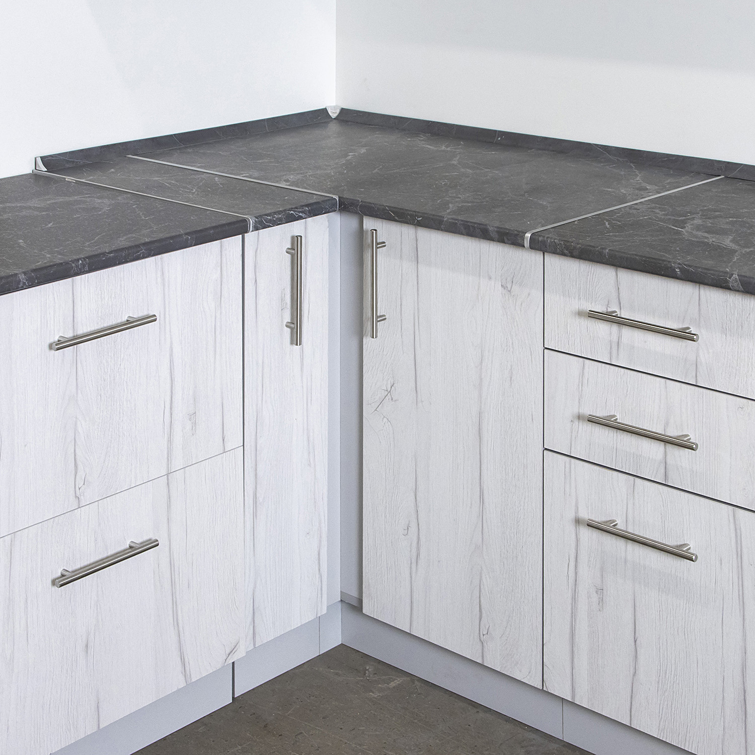 Шкаф напольный угловой 1000х850х600 мм BROZEX-WOOD Camellia, левый, с дверцей, серый / юта Шкаф напольный угловой 1000х850х600 мм BROZEX-WOOD Camellia, левый, с дверцей, серый / юта