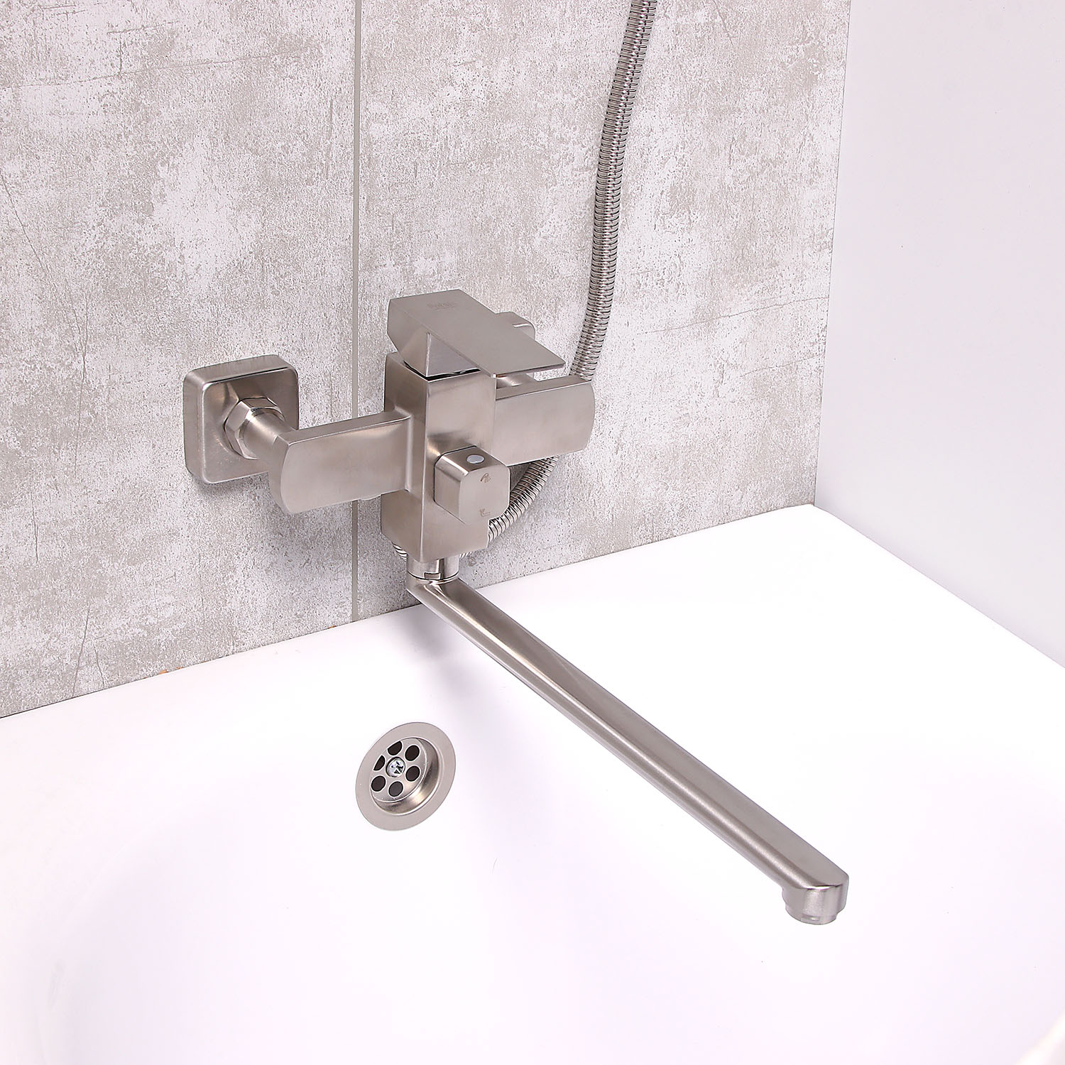 Смеситель универсальный "Potato" плоский излив с переключ. душа, нерж. сталь P22304S *1/10 Смеситель универсальный "Potato" плоский излив с переключ. душа, нерж. сталь P22304S *1/10