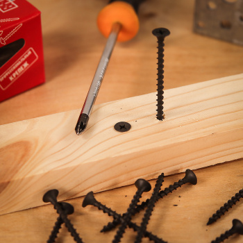 Саморезы по дереву 3.5х55 мм BROZEX, крупная резьба, фосфатированные, 400 шт. Саморезы по дереву 3.5х55 мм BROZEX, крупная резьба, фосфатированные, 400 шт.